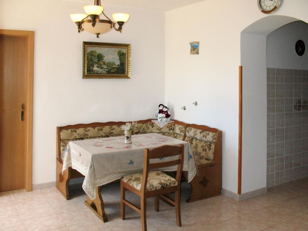 Apartment Vukelic-1 Novi Vinodolski Buitenkant foto